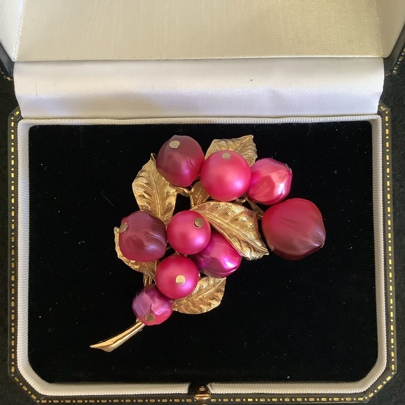 Vintage ART signed brooch & earrings sets. - Picture 3 of 12